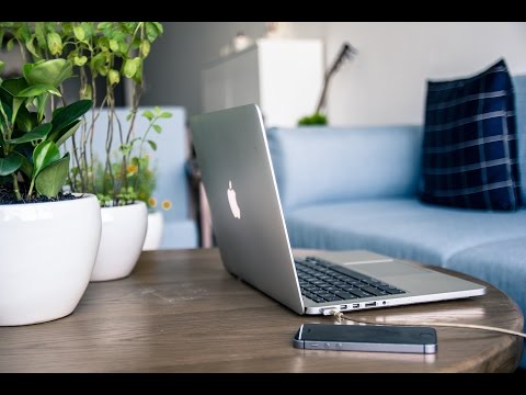 لايف ستايلبالفيديو: أسهل طريقة لعمل حامل للموبايل والتابلت45887/0