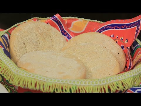 لايف ستايلشاهد: طريقة إعداد خبز مغربي مع طبق الدجاج بالفلفل47223/0