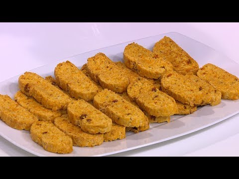 لايف ستايلبالفيديو: طريقة إعداد ومقادير "بسكوتي الجبن و الطماطم المجففة"51080/0