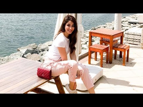 لايف ستايلشاهد: أسيل عمران ترد على أسئلة جمهورها ومتابعيها52659/0