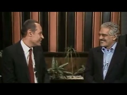 لايف ستايلشاهد: عمر الشريف يكشف أنّه لا يثق في نفسه52923/0