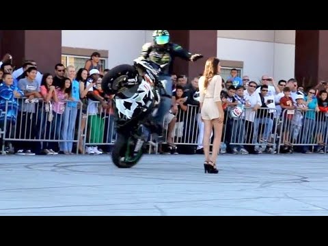 لايف ستايلشاهد: مهارة رهيبة لفتاة في قيادة الدراجة56885/0