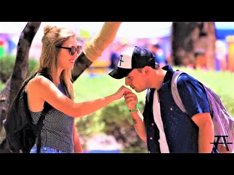 لايف ستايلشاهد: رد فعل الفتيات على مقلب "أنتِ فتاة احلامي"58318/0