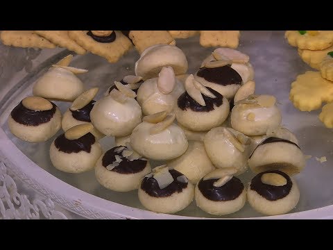 لايف ستايلطريقة إعداد غريبة باللوز60283/0