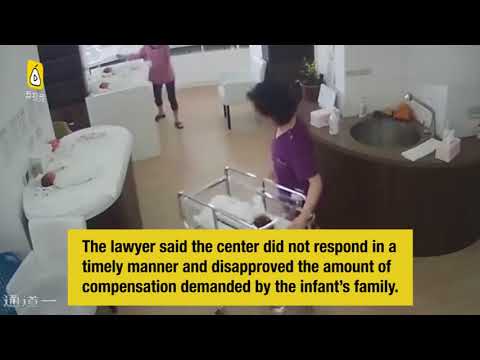 لايف ستايلشاهد: إهمال ممرضة يتسبب في سقوط طفل حديث الولادة62347/0