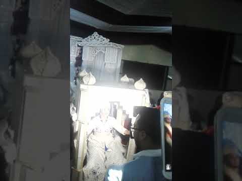 لايف ستايلشاهد: رد فعل عروس كادت أن تسقط بطريقة مروعة63785/0