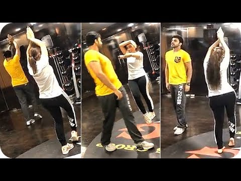 لايف ستايلأبرار الكويتية تتعلم الرقص الهندي في الجيم65479/0