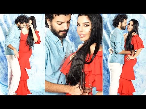 لايف ستايليعقوب الفرحان يهدي ليلى إسكندر أغنية66373/0