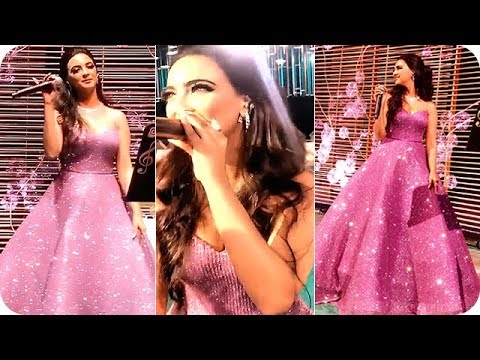 لايف ستايلشاهد: رقص رقية ماغي في حفلة زفاف67395/0