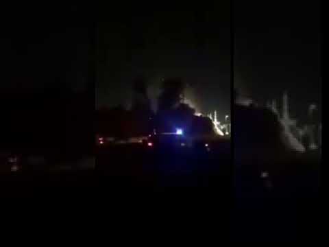 لايف ستايلشاهد: لحظة إزالة برج من عشرات الطوابق في المدينة المنورة67443/0