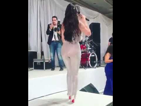 لايف ستايلشاهد: هيفاء وهبي تتعرّض للسخرية لارتدائها حذاءً واسعًا67539/0