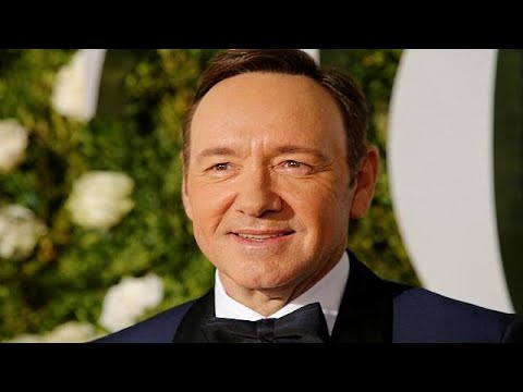 لايف ستايلبالفيديو : النجم كيفن سبيسي يؤكد أنه مثلي الجنس68504/0