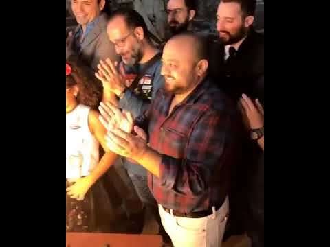 لايف ستايلشاهد| ماجي أبوغصن ترقص بالسكين في حفل انتهاء تصوير "حبة كاراميل"70714/0