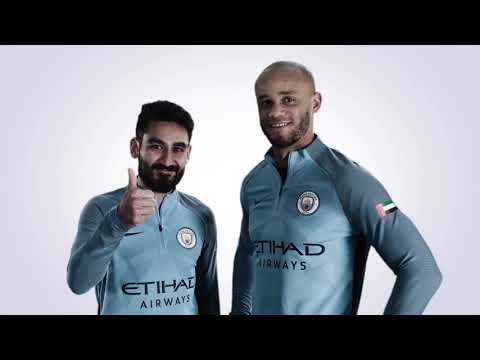 لايف ستايلبالفيديو : لاعبو "مانشستر سيتي" يهنئون الإمارات بعيدها الوطني74040/0