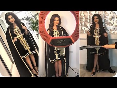 لايف ستايلشاهد: الفنانة دنيا بطمة كالملكة في القفطان المغربي العصري76415/0