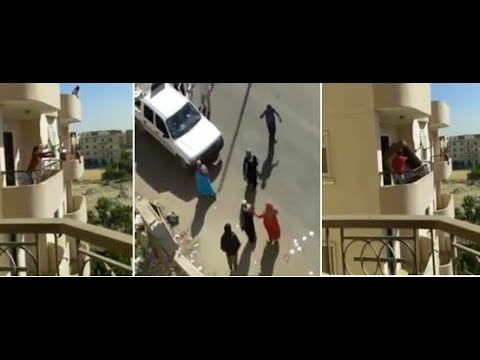 لايف ستايلشاهد: شبّان يعتدون على امرأة ويطردونها من منزلها14843/0