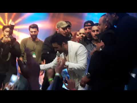 لايف ستايلشاهد: فوضى عارمة تجتاح حفل تامر حسني في الأردن78530/0