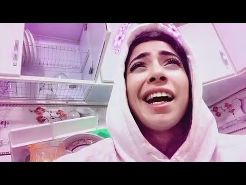 لايف ستايلشاهد: دارين البايض تتمرّد على طعام والدتها وتطبخ أكلة هندية83504/0