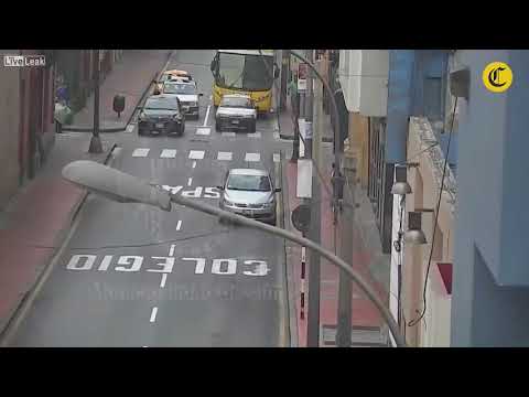 لايف ستايلشاهد: مطاردة لص سرق فتاة تنتهي بعلقة ساخنة84640/0