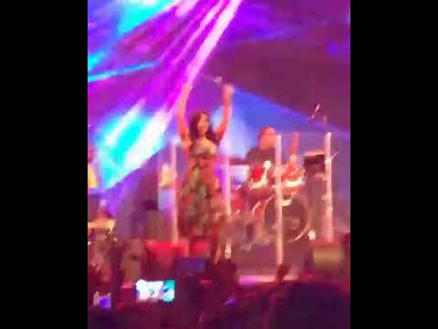 لايف ستايلشاهد| لحظة سقوط شيرين عبدالوهاب خلال إحياء حفلة في دبي88070/0