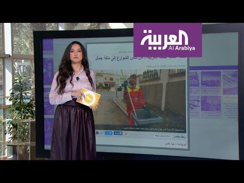 لايف ستايلشاهد: عامل مصري يحضّر النارغيلة في قطار مصري88730/0