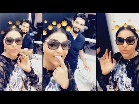 لايف ستايلالفنانة أحلام تركب طقم أسنان جديدة لحفلة الكويت91144/0