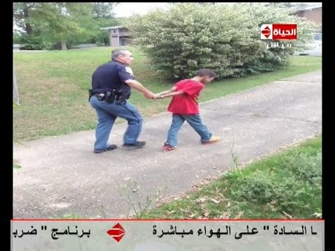 لايف ستايلشاهد: معاقبة الأم لطفلها عبر تمثيل استدعاء الشرطة15848/0