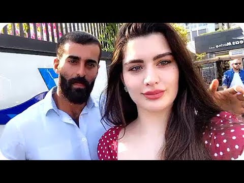 لايف ستايلشاهد: روان بن حسين تغني في شوارع لبنان93085/0