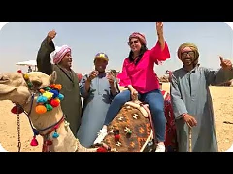 لايف ستايلشاهد: جيهان هاشم تغني في مصر93375/0