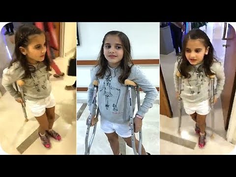لايف ستايلابنة جويل تمشي على العكاز في المستشفى95320/0