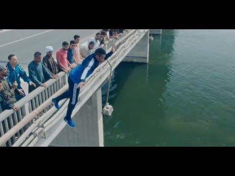 لايف ستايلشاهد| مشهد قفز محمد رمضان في النيل من أعلى كوبري لإنقاذ زين القناوي97152/0