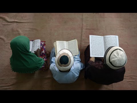 لايف ستايلشاهد: العُمر المناسب للأطفال للبدء في تعلُّم الصيام وفوائده في رمضان131127/0