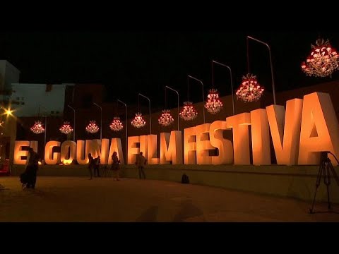 لايف ستايلشاهد: "يورونيوز" تلتقي عددًا من النجوم المشاركين في الجونة السينمائي في مصر143289/0