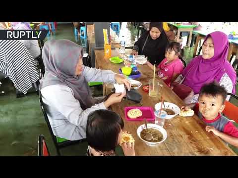 لايف ستايلشاهد: السمك يلتهم الأقدام في هذا المطعم في إندونيسيا152370/0