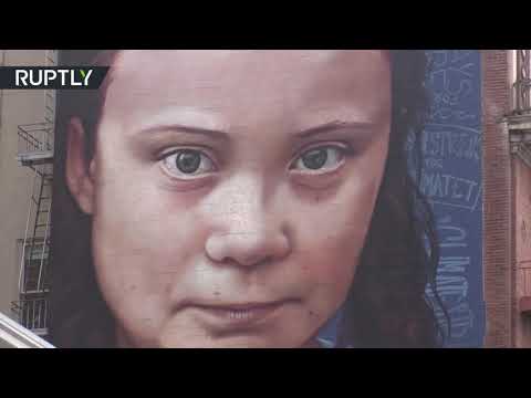 لايف ستايلشاهد: صورة غرافيتي ضخمة لناشطة المناخ السويدية "غريتا تونبرغ" في سان فرانسيسكو153834/0