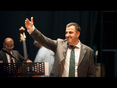 لايف ستايلشاهد: تعاون موسيقي لا ينقطع بين المايسترو عبد الله المصري والفنانين الروس155012/0