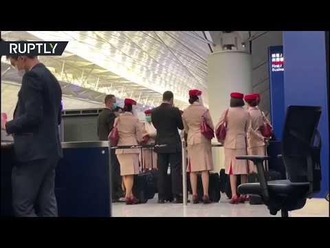 لايف ستايلشاهد: مضيفات "الإمارات" يرتدين كمامات للوقاية من فيروس "كورونا"161654/0