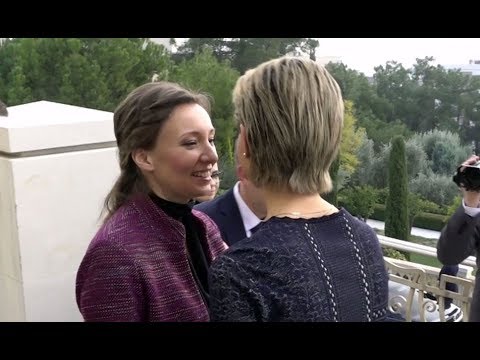 لايف ستايلشاهد: أسماء الأسد تستقبل مفوضة حقوق الأطفال في روسيا162842/0