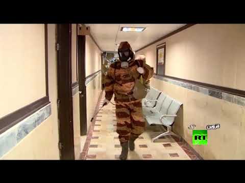 لايف ستايلشاهد: تعقيم الشوارع والأماكن العامة في مدن إيرانية167189/0