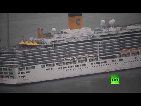 لايف ستايلشاهد:سفينة سياحية عملاقة تستكمل رحلتها مطولا بسبب كورونا175139/0