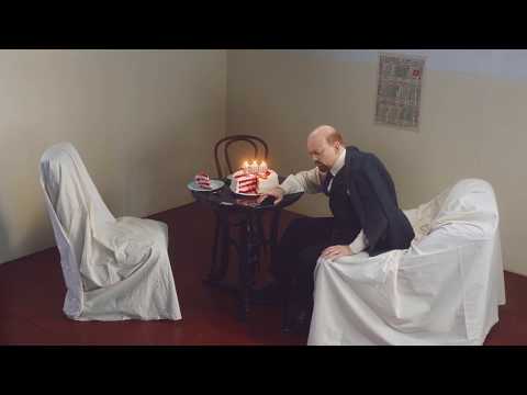 لايف ستايلشاهد: هكذا احتفل لينين بعيد ميلاده الـ150175221/0