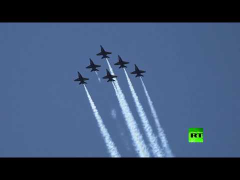 لايف ستايلشاهد: مقاتلات أميركية تُحلق في سماء "نيويورك" لتقديم التحية للطواقم الطبية176385/0