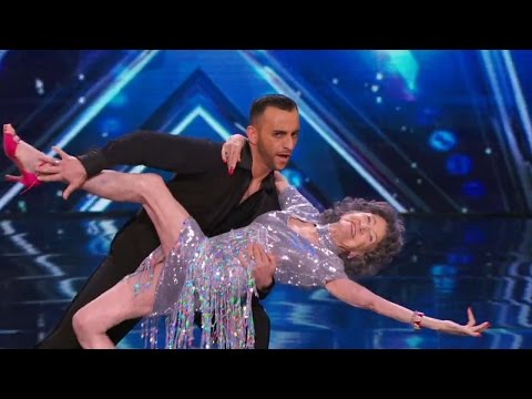 لايف ستايلتعرف على أقدم مدربة "يوغا" في العالم18288/0