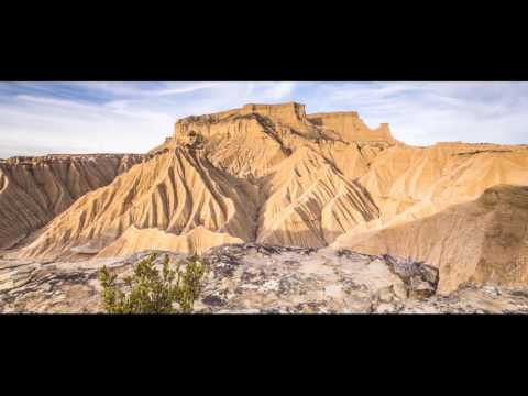 لايف ستايلبالفيديو: حكيم يطرح "مسك الختام" بمناسبة المولد النبوي18819/0