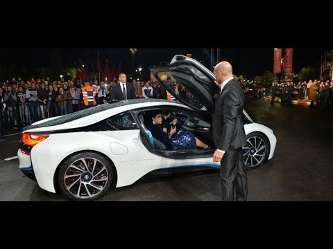 لايف ستايلشاهد: كوثر بودراجة تلهب البساط الأحمر18892/0