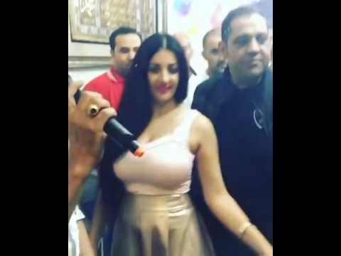 لايف ستايلشاهد: عيد ميلاد الفنانة الاستعراضية صافينار22814/0