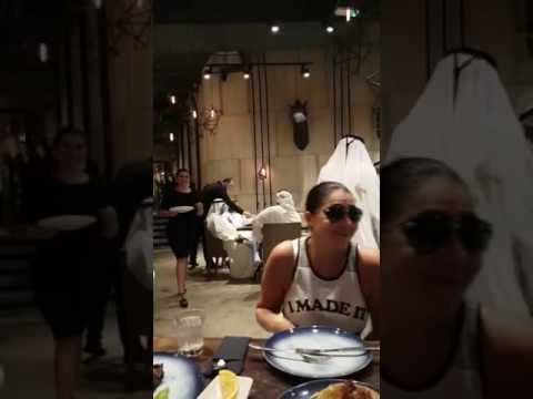 لايف ستايلشاهد : حاكم دبي يُصافح غادة عبد الرازق ولجين عمران9742/0