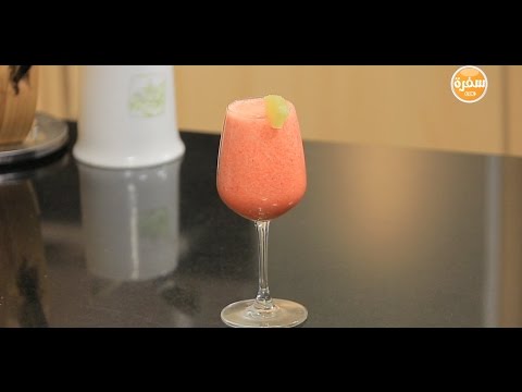 طريقة إعداد عصير فراولة بالإناناس