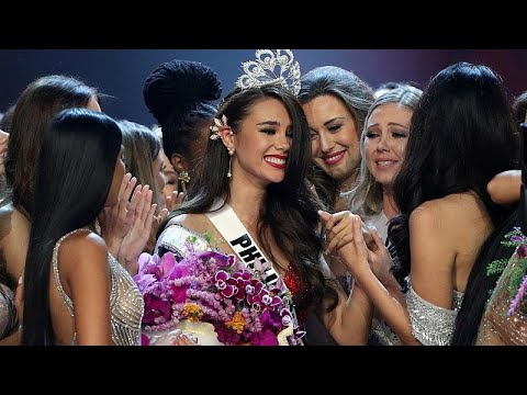 شاهد الفلبين تفوز في مسابقة ملكة جمال الكون