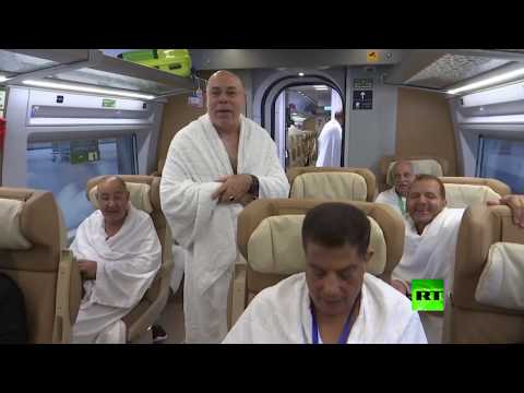 شاهد قطار سريع ينقل الحجاج من المدينة المنورة إلى مكة المكرمة في وقت قياسي